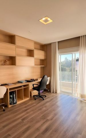 Casa de condomínio para alugar com 320m², 3 quartos e 2 vagas