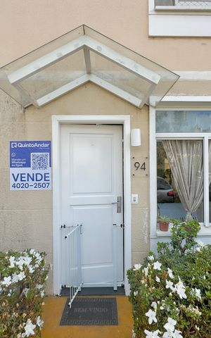 Casa de condomínio à venda com 86m², 3 quartos e 2 vagas Casa de condomínio à venda com 86m², 3 quartos e 2 vagasPlaca