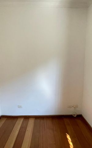 Casa à venda com 160m², 3 quartos e 2 vagas Casa à venda com 160m², 3 quartos e 2 vagasSuíte 3