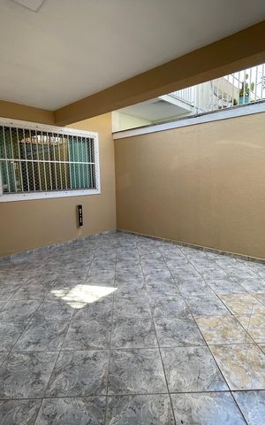 Casa à venda com 160m², 3 quartos e 2 vagas Casa à venda com 160m², 3 quartos e 2 vagasGaragem