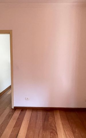 Casa à venda com 160m², 3 quartos e 2 vagas Casa à venda com 160m², 3 quartos e 2 vagasSuíte