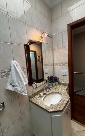 Apartamento à venda com 112m², 3 quartos e 2 vagas Apartamento à venda com 112m², 3 quartos e 2 vagasBanheiro