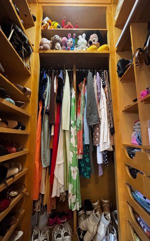 Apartamento à venda com 112m², 3 quartos e 2 vagas Apartamento à venda com 112m², 3 quartos e 2 vagasCloset