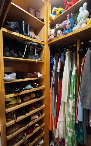 Apartamento à venda com 112m², 3 quartos e 2 vagas Apartamento à venda com 112m², 3 quartos e 2 vagasCloset