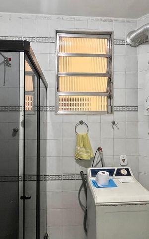 Apartamento à venda com 80m², 2 quartos e sem vagaBanheiro