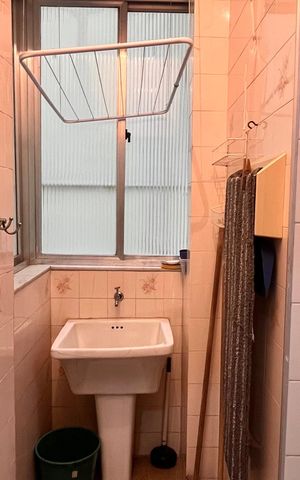 Apartamento à venda com 80m², 2 quartos e sem vagaÁrea de Serviço