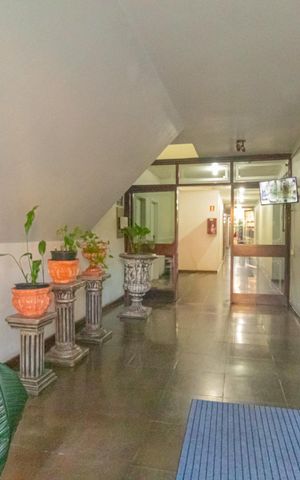 Apartamento à venda com 115m², 2 quartos e 1 vaga Apartamento à venda com 115m², 2 quartos e 1 vagaHall social