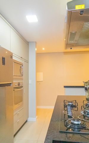 Apartamento à venda com 115m², 2 quartos e 1 vaga Apartamento à venda com 115m², 2 quartos e 1 vagaCozinha
