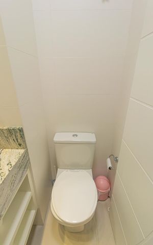 Apartamento à venda com 115m², 2 quartos e 1 vaga Apartamento à venda com 115m², 2 quartos e 1 vagaBanheiro da suíte