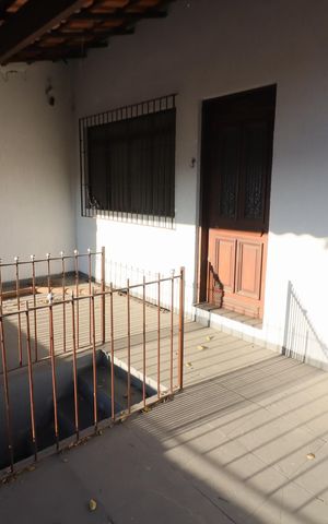 Casa à venda com 213m², 3 quartos e 2 vagasVaranda