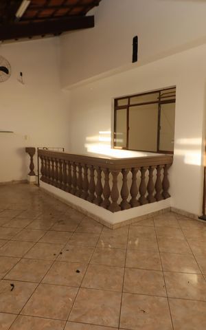 Casa à venda com 213m², 3 quartos e 2 vagasÁrea externa