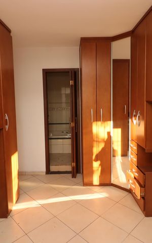 Casa à venda com 213m², 3 quartos e 2 vagasSuíte 