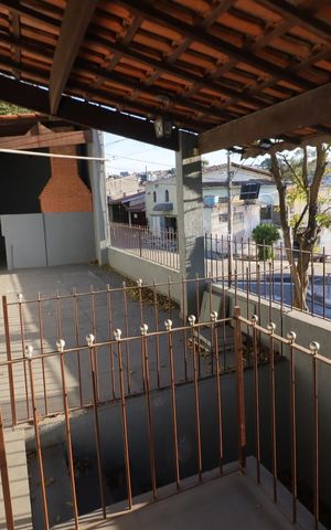 Casa à venda com 213m², 3 quartos e 2 vagasVaranda