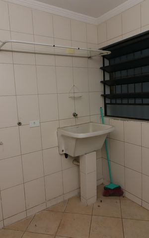 Casa à venda com 213m², 3 quartos e 2 vagasÁrea de serviço