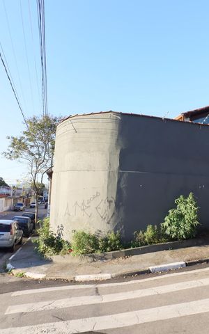 Casa à venda com 213m², 3 quartos e 2 vagasFachada