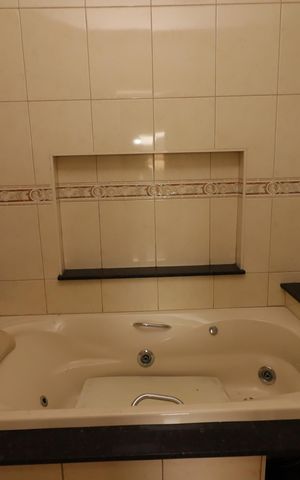 Casa à venda com 213m², 3 quartos e 2 vagasBanheiro da Suíte 