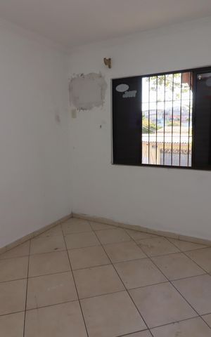 Casa à venda com 213m², 3 quartos e 2 vagasQuarto 