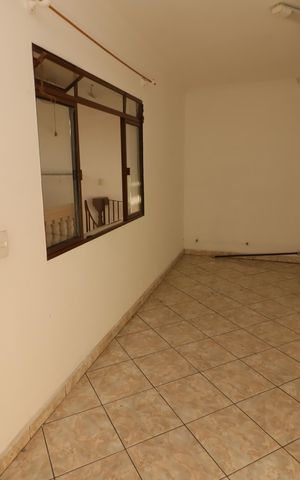 Casa à venda com 213m², 3 quartos e 2 vagasQuarto 2