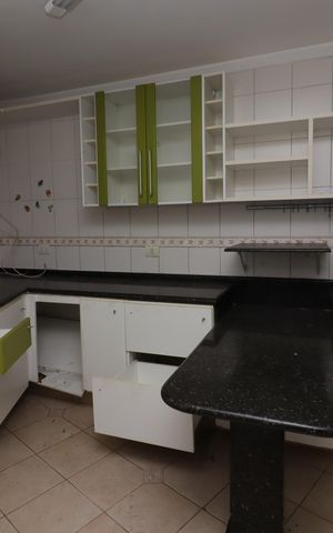 Casa à venda com 213m², 3 quartos e 2 vagasCozinha
