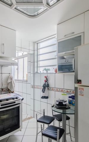 Apartamento para alugar com 75m², 2 quartos e 1 vagaCozinha
