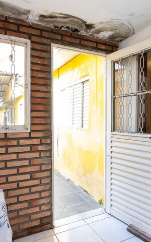 Casa à venda com 345m², 8 quartos e 3 vagasCasa 2 - Sala