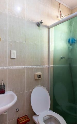 Casa à venda com 345m², 8 quartos e 3 vagasBanheiro