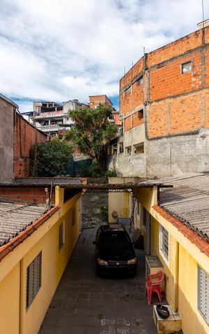 Casa à venda com 345m², 8 quartos e 3 vagasVaranda do Quarto 2 - Vista