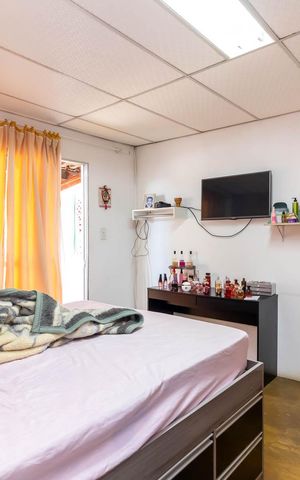 Casa à venda com 345m², 8 quartos e 3 vagasQuarto 2