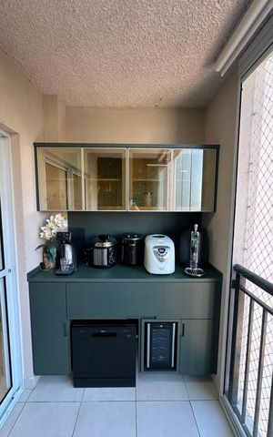 Apartamento à venda com 72m², 3 quartos e 1 vaga Apartamento à venda com 72m², 3 quartos e 1 vagaVaranda