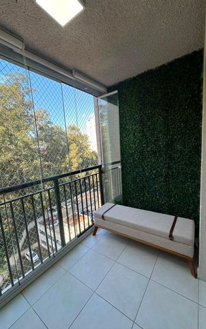 Apartamento à venda com 72m², 3 quartos e 1 vaga Apartamento à venda com 72m², 3 quartos e 1 vagaVaranda