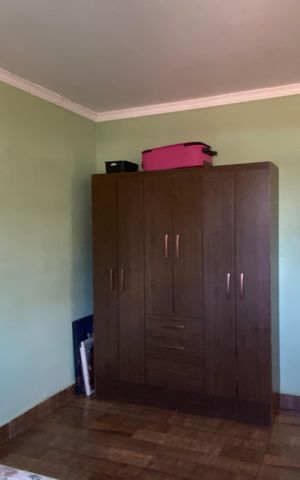 Casa à venda com 300m², 5 quartos e 2 vagasQuarto 3