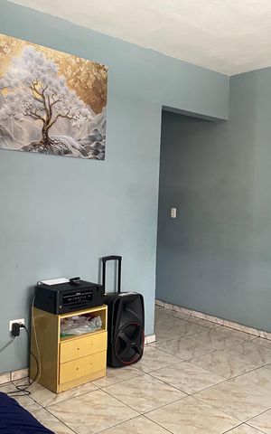 Casa à venda com 300m², 5 quartos e 2 vagasSala