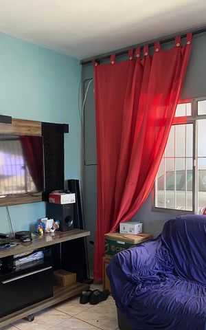 Casa à venda com 300m², 5 quartos e 2 vagasSala