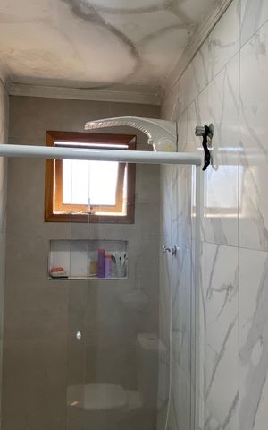 Casa à venda com 300m², 5 quartos e 2 vagasBanheiro