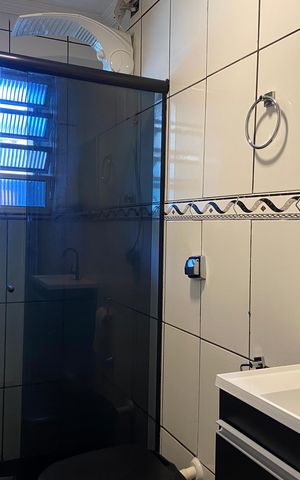 Casa à venda com 300m², 5 quartos e 2 vagasBanheiro 2