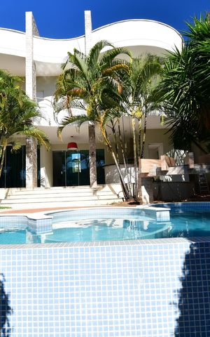 Casa de condomínio para alugar com 472m², 4 quartos e 4 vagasPiscina