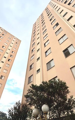 Apartamento à venda com 48m², 2 quartos e 1 vaga Apartamento à venda com 48m², 2 quartos e 1 vagaFachada do bloco