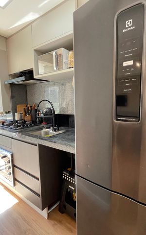 Apartamento à venda com 44m², 2 quartos e 1 vaga Apartamento à venda com 44m², 2 quartos e 1 vagaCozinha e Área de Serviço
