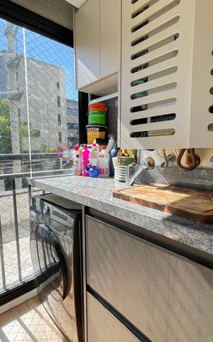 Apartamento à venda com 44m², 2 quartos e 1 vaga Apartamento à venda com 44m², 2 quartos e 1 vagaCozinha e Área de Serviço