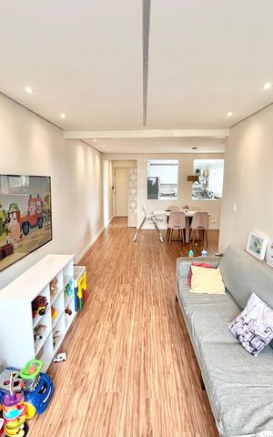 Apartamento à venda com 90m², 3 quartos e 1 vaga Apartamento à venda com 90m², 3 quartos e 1 vagaSala