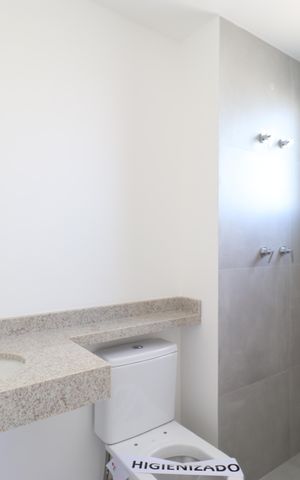 Apartamento à venda com 188m², 4 quartos e 2 vagasBanheiro da Suíte 1