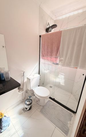 Casa para alugar com 403m², 5 quartos e 3 vagasBanheiro da Suíte 1- Casa 2