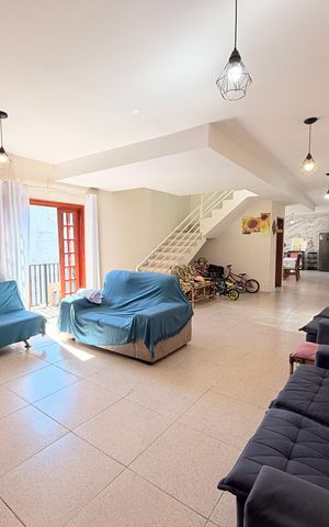 Casa para alugar com 403m², 5 quartos e 3 vagasSala 