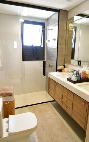 Apartamento à venda com 170m², 3 quartos e 3 vagasBanheiro Suíte