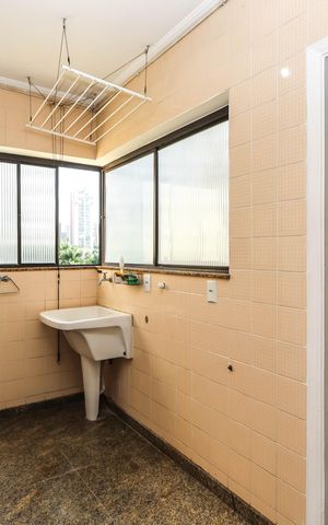 Apartamento à venda com 106m², 3 quartos e 2 vagasÁrea de Serviço