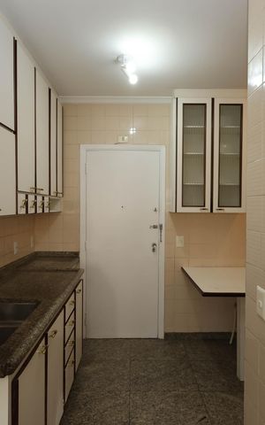 Apartamento à venda com 106m², 3 quartos e 2 vagasCozinha