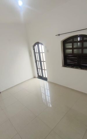 Casa de condomínio à venda com 50m², 2 quartos e 1 vaga Casa de condomínio à venda com 50m², 2 quartos e 1 vagaSala