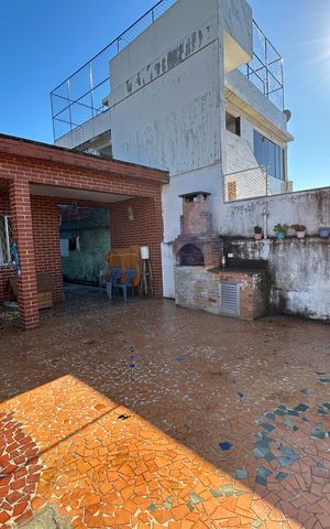 Casa à venda com 500m², 2 quartos e 1 vagaQuintal