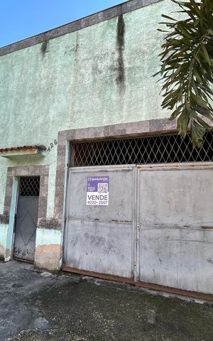 Casa à venda com 500m², 2 quartos e 1 vagaFachada
