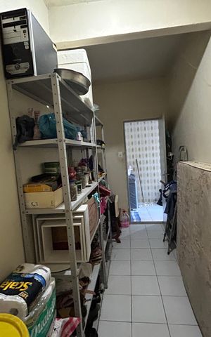 Casa à venda com 500m², 2 quartos e 1 vagaQuarto de Serviço